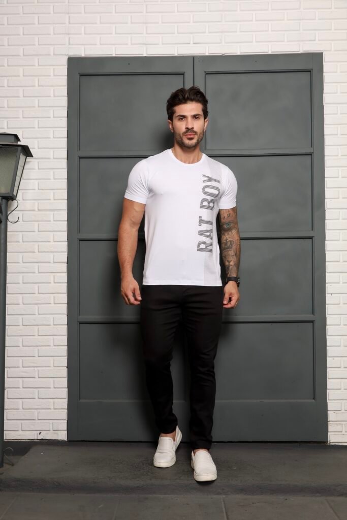 Camiseta Masculina Silk E Pedraria Estilo Ratboy